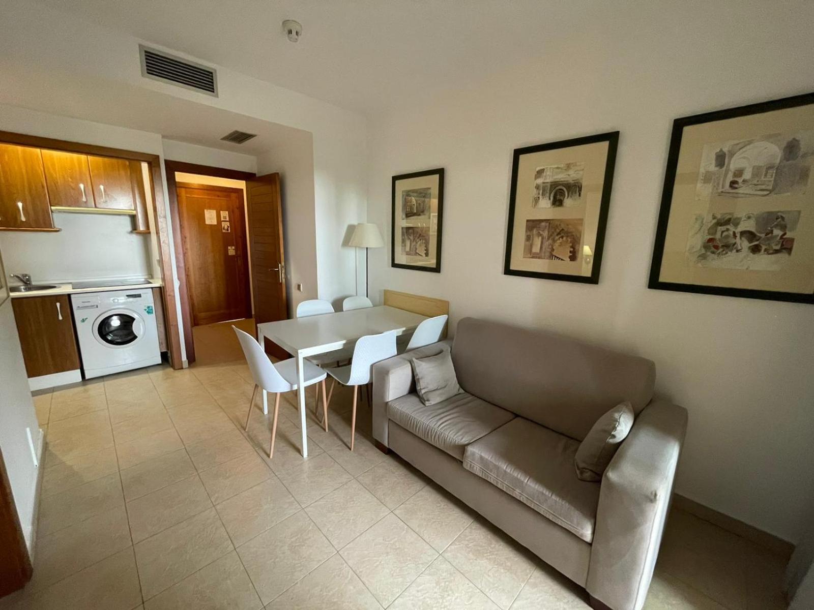 Apartament Jardines De By Sit *